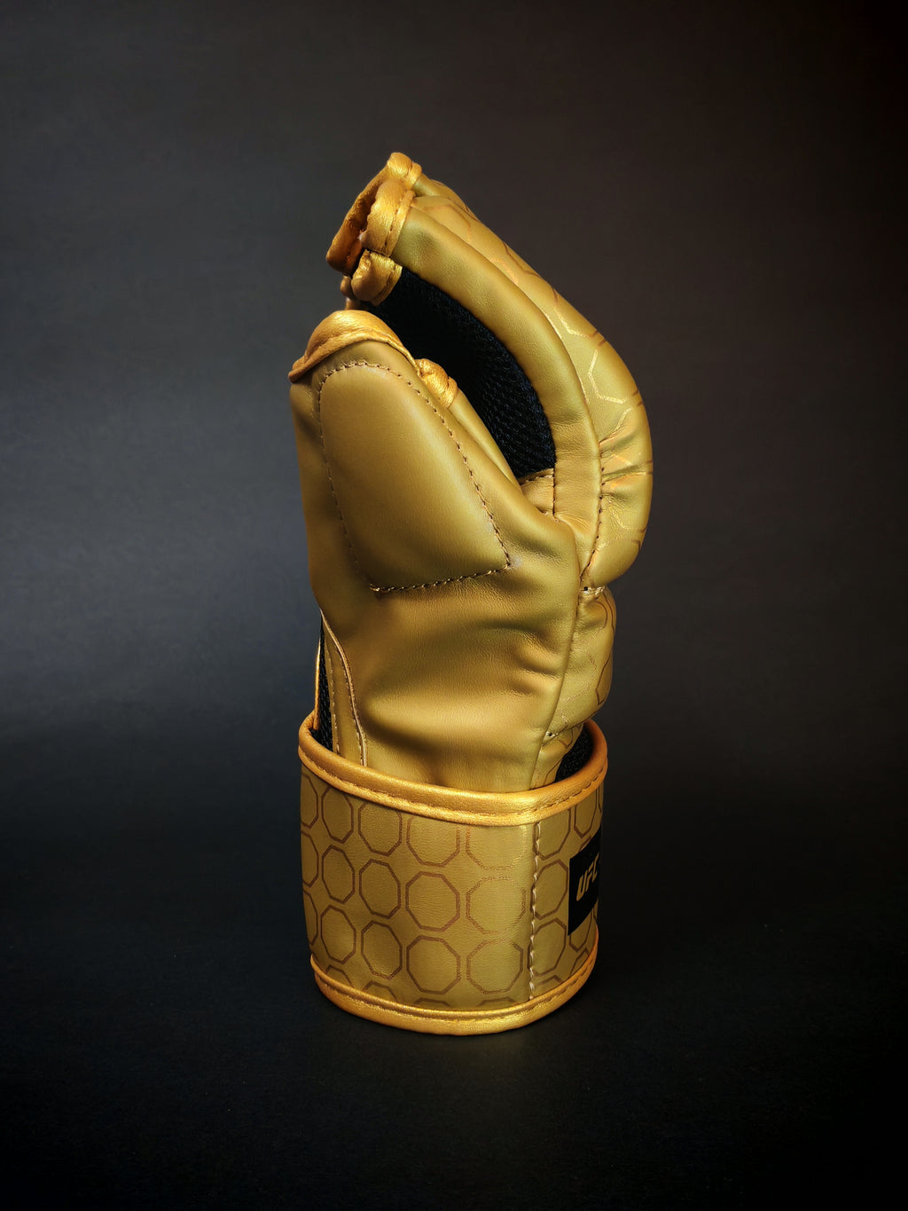 UFC Title MMA Gloves – Gold