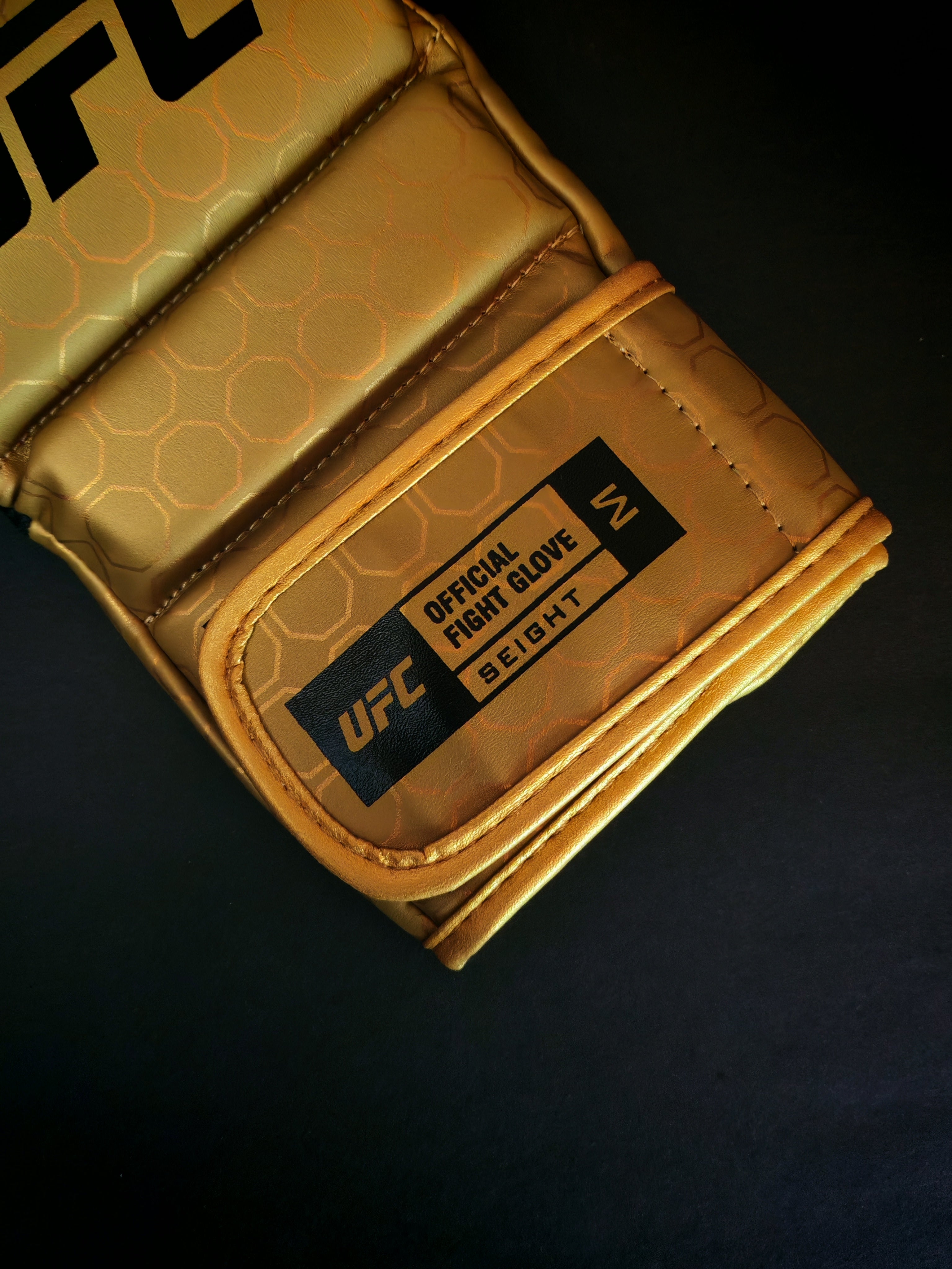 UFC Title MMA Gloves – Gold