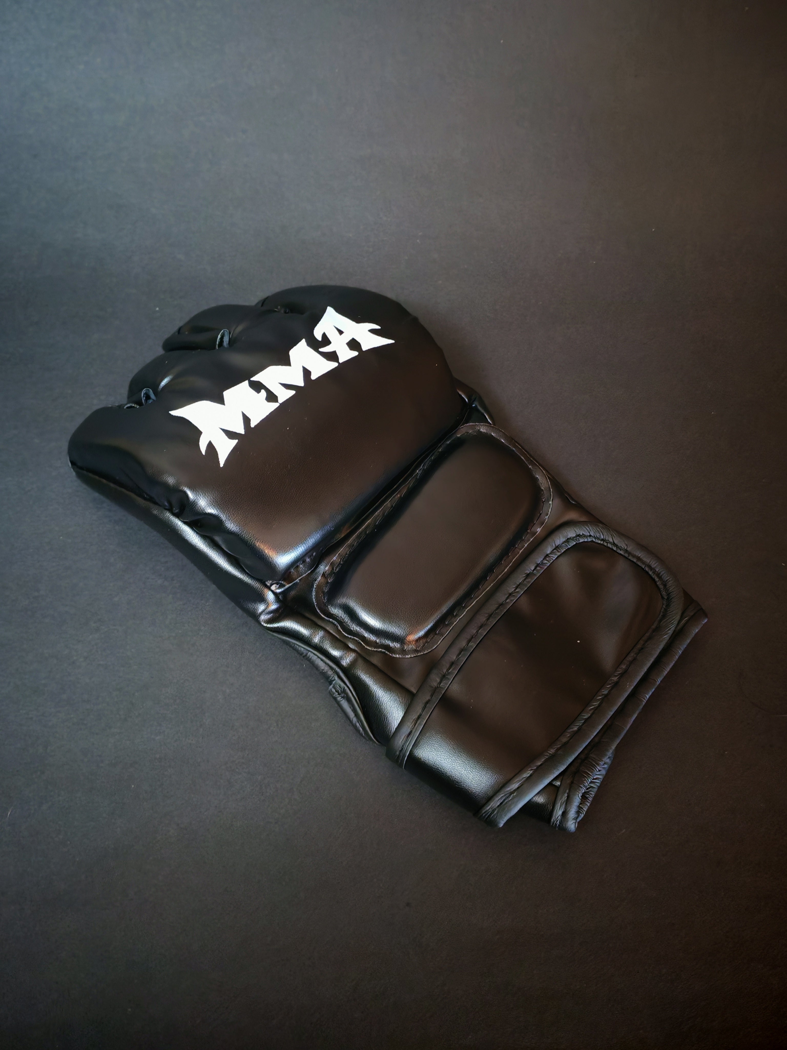 Unbranded MMA gloves